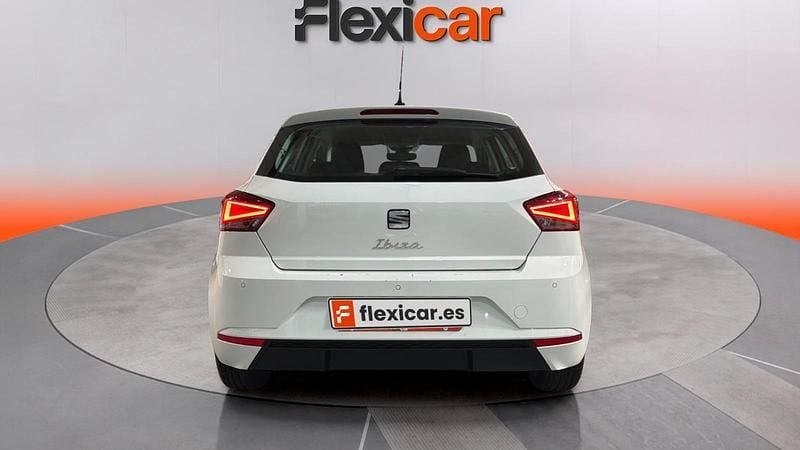 Käytetty Seat Ibiza Reference 80 HP (58 kW) 2023 Valkoinen Viistoperä