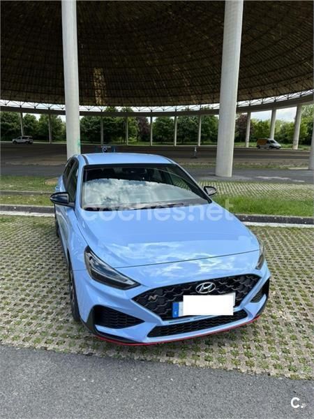 Azul Usado 2023 Hyundai i30 Berlina | 33.500 € (Precio justo) - Imagen 1/4