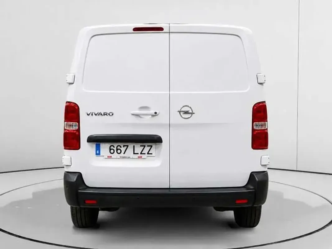 Usado Opel Vivaro S 102 CV (75 kW) 2022 Blanco Monovolumen
