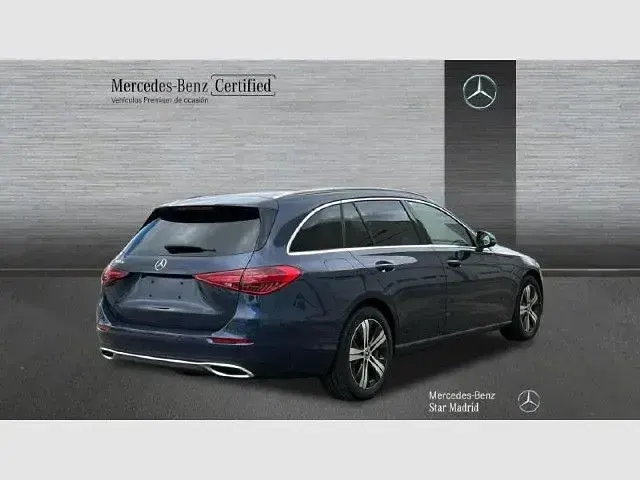 Usado Mercedes C300e 313 CV (230 kW) 2024 Azul sodalita