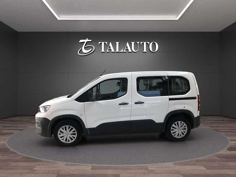 Usado Peugeot Rifter Active 102 CV (75 kW) 2021 Blanco Monovolumen