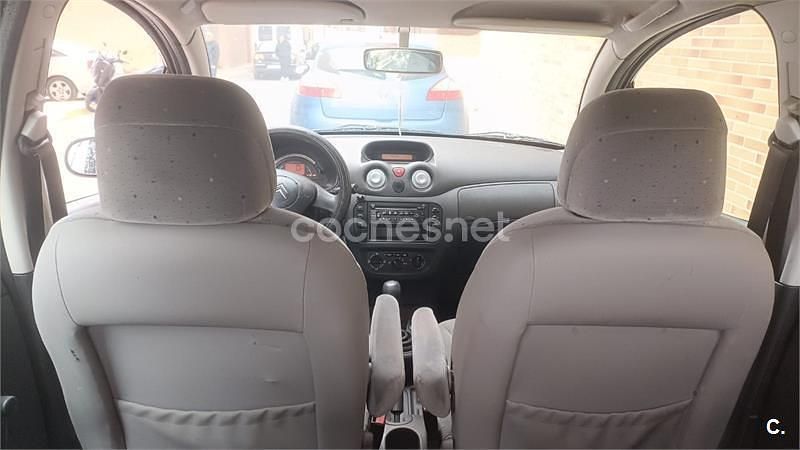 Usado Citroën C3 70 CV (51 kW) 2003 Gris / plata Berlina