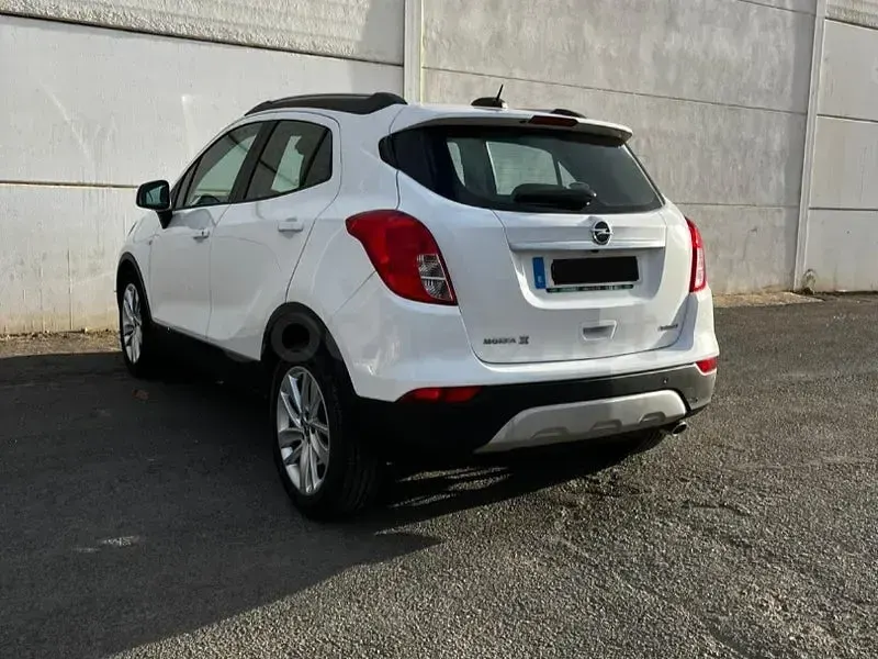 Usado Opel Mokka X Excellence 140 CV (102 kW) 2018 Blanco SUV