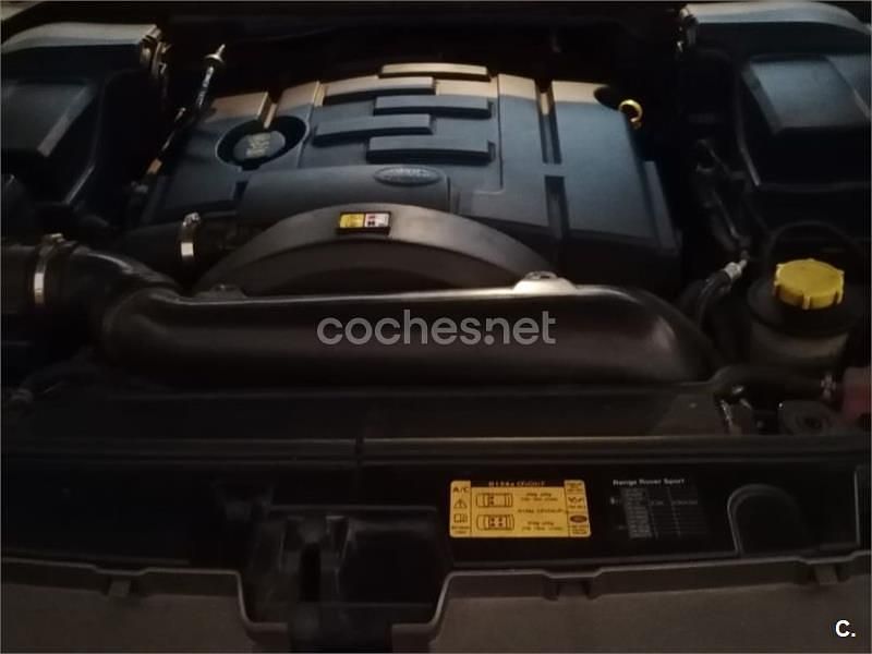 Usado Land Rover Range Rover Sport HSE 190 CV (139 kW) 2009 Verde SUV