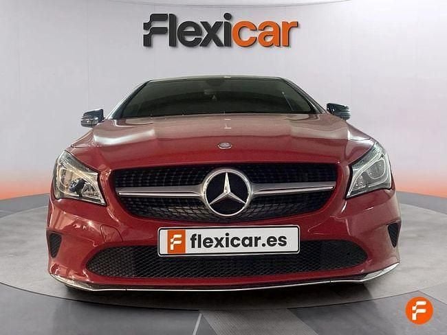 Usado Mercedes CLA200 136 CV (100 kW) 2016 Rojo Berlina