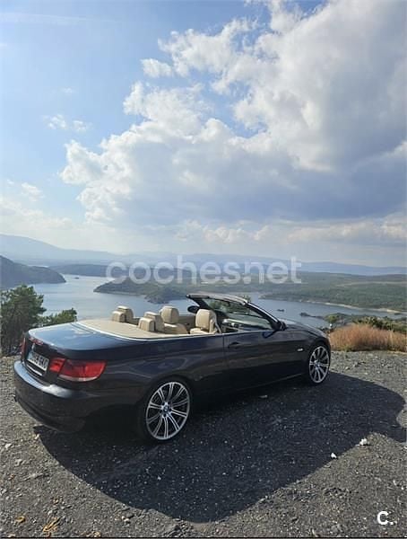 Usado BMW 325 Cabriolet 218 CV (160 kW) 2009 Negro Descapotable