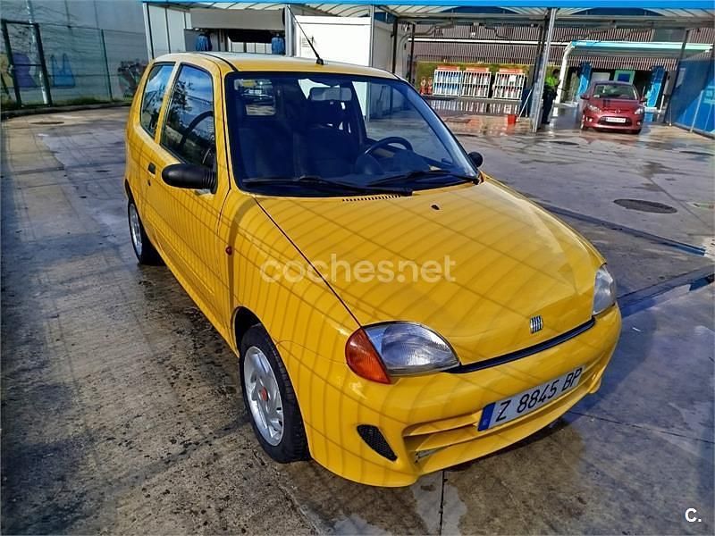 Usado Fiat Seicento 54 CV (39 kW) 2000 Amarillo Utilitario