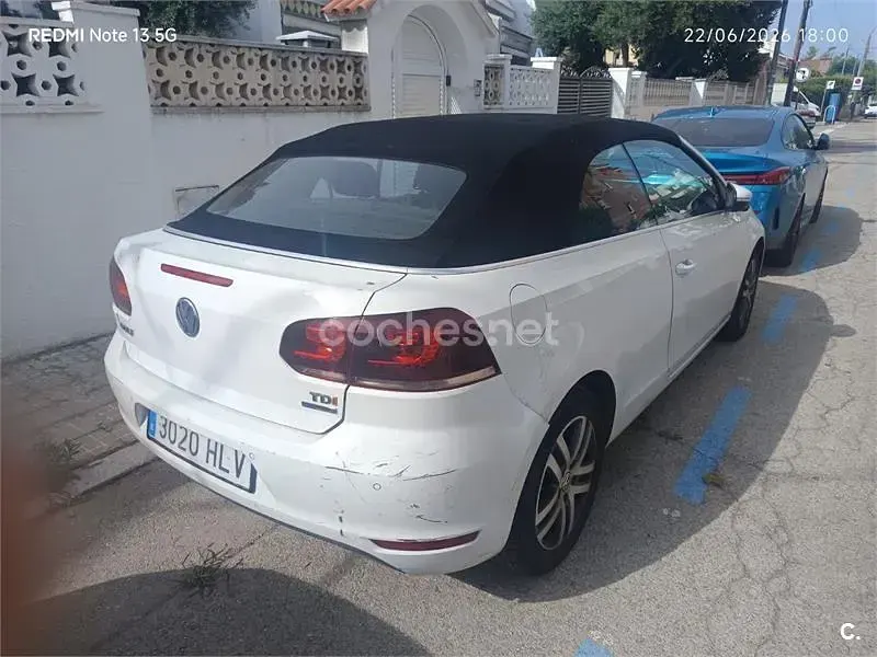 Usado VW Golf Cabriolet 105 CV (77 kW) 2012 Blanco Descapotable