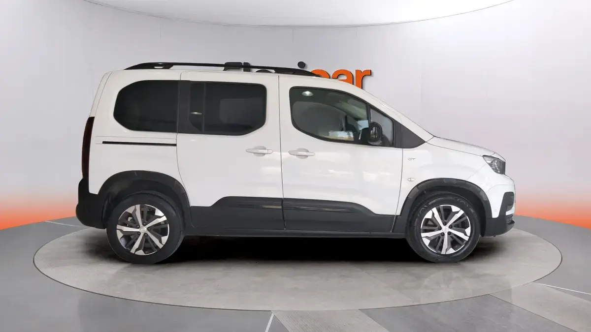 Usado Peugeot Rifter Business-Line 101 CV (74 kW) 2023 Blanco Monovolumen