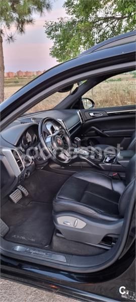 Negro Usado 2015 Porsche Cayenne S E-Hybrid SUV | 42.000 € (Un poco caro) - Imagen 1/4
