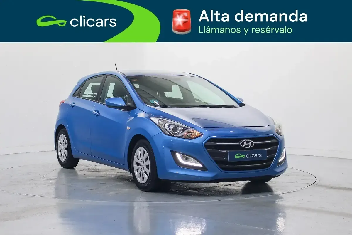 Usado Hyundai i30 120 CV (88 kW) 2017 Azul Familiar