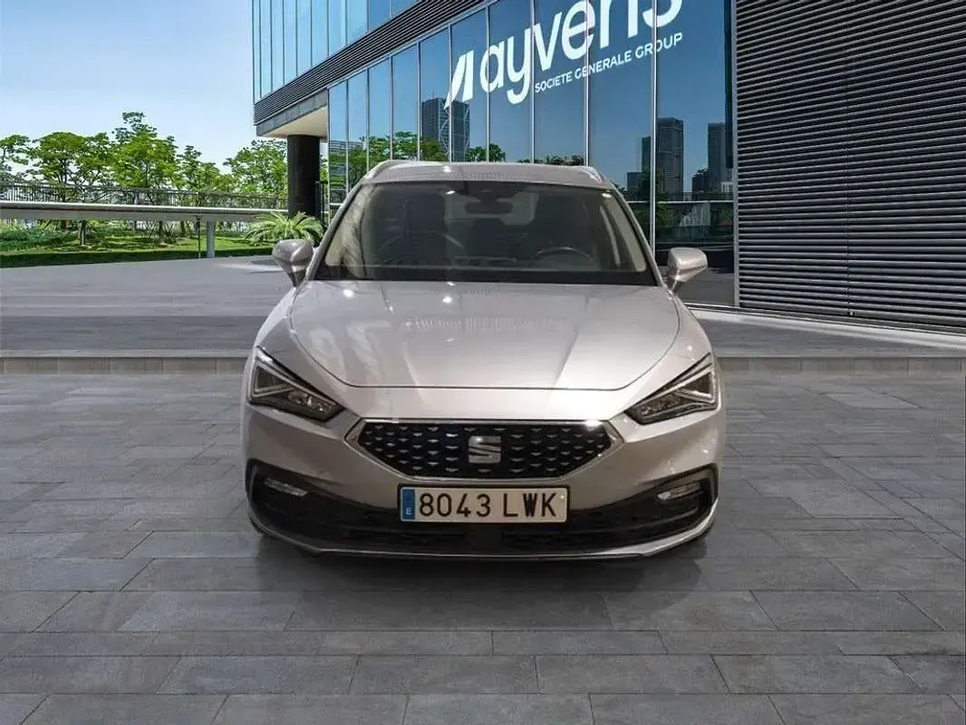 Usado Seat Leon ST XCELLENCE 150 CV (110 kW) 2022 Gris Familiar