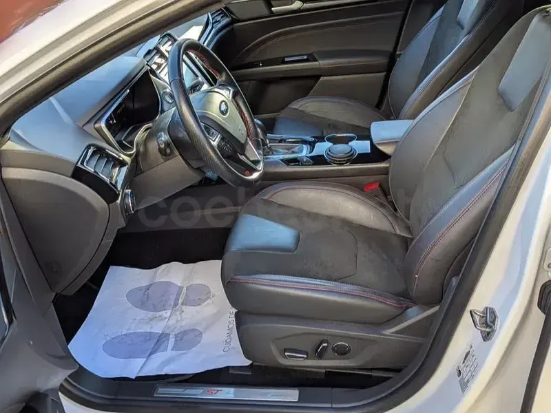 Usado Ford Mondeo ST-Line 187 CV (137 kW) 2021 Blanco Familiar