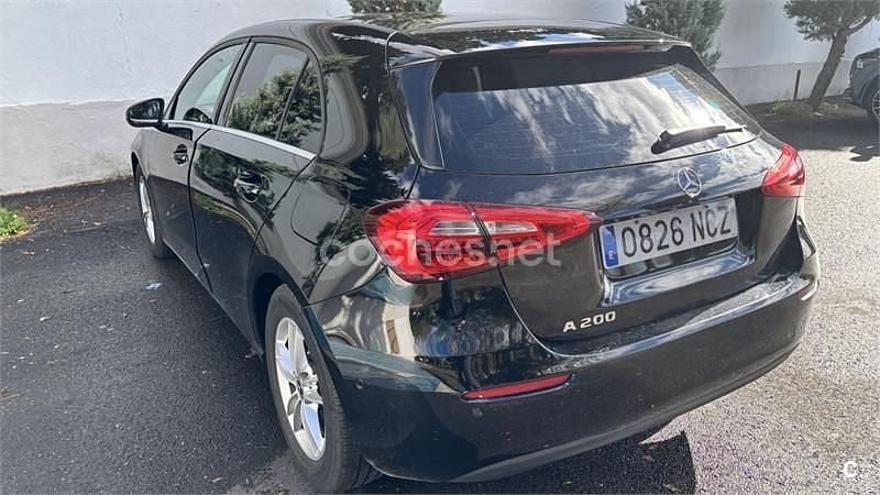 Usado Mercedes A200 150 CV (110 kW) 2021 Negro Berlina