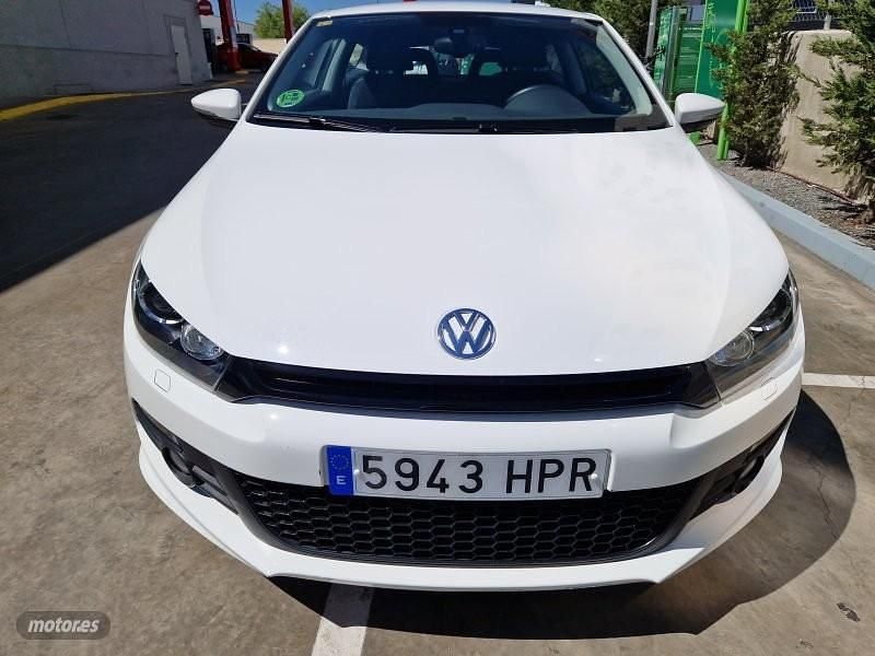 Blanco Usado 2013 VW Scirocco Coupe | 14.900 € (Precio justo) - Imagen 1/4