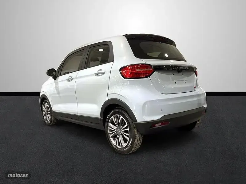 Nuevo Leapmotor T03 69 kW (95 CV) 2026 Gris Utilitario