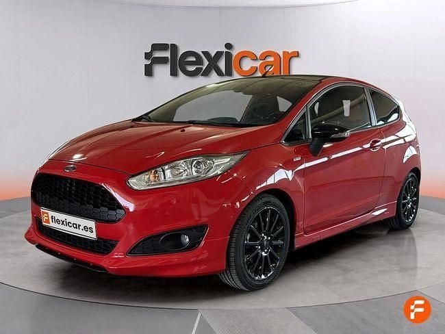 Usado Ford Fiesta 140 CV (102 kW) 2017 Rojo Utilitario