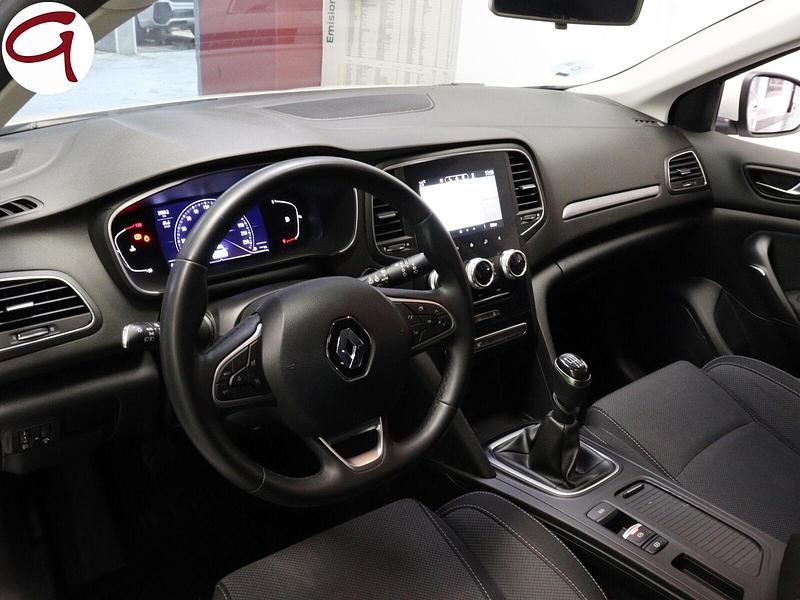 Usado Renault Mégane IV Equilibre 115 CV (84 kW) 2023 Blanco Berlina