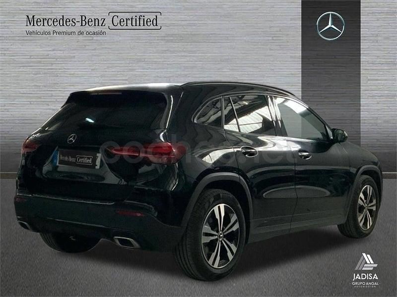 Usado Mercedes GLA200 163 CV (119 kW) 2024 Negro SUV
