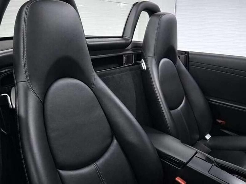 Usado Porsche Boxster 240 CV (176 kW) 2005 Negro Descapotable