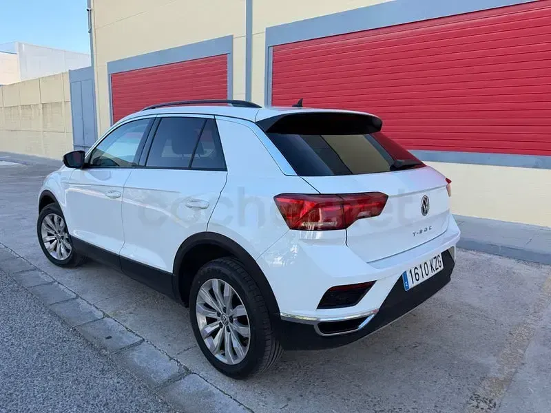 Usado VW T-Roc Advance 115 CV (84 kW) 2019 Blanco SUV