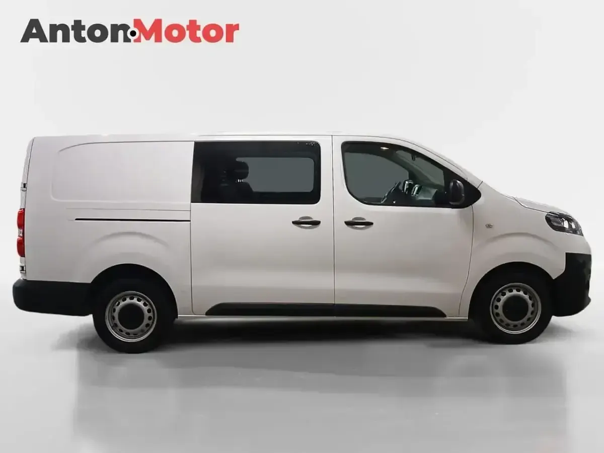 Usado Opel Vivaro-e Combi 120 CV (88 kW) 2021 Blanco Monovolumen