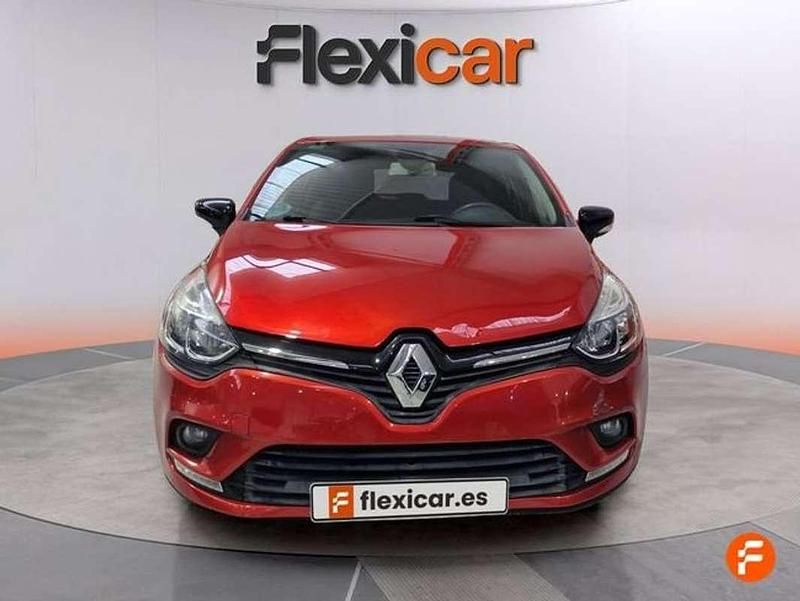 Usado Renault Clio IV Business 72 CV (52 kW) 2019 Rojo Utilitario
