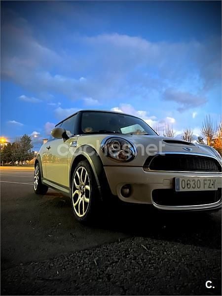 Usado Mini Cooper S 175 HP (128 kW) 2008 Branco Citadino
