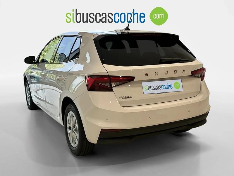 Nuevo Skoda Fabia Selection 95 CV (69 kW) 2025 Blanco