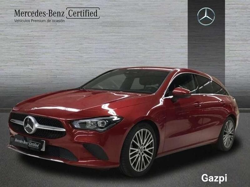 Usado Mercedes CLA200 Shooting Brake 150 CV (110 kW) 2022 Manufaktur rojo patagonia Familiar
