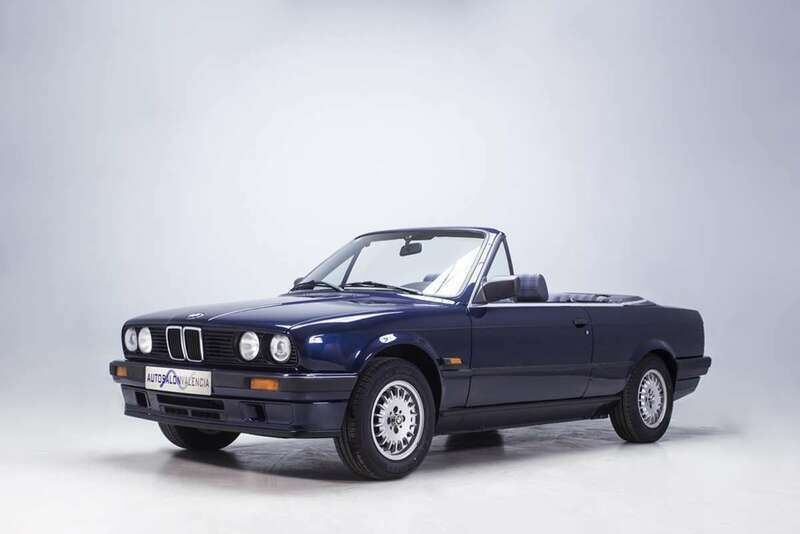 Azul Usado 1992 BMW 318 Sport Line Descapotable | 18.900 € - Imagen 1/4