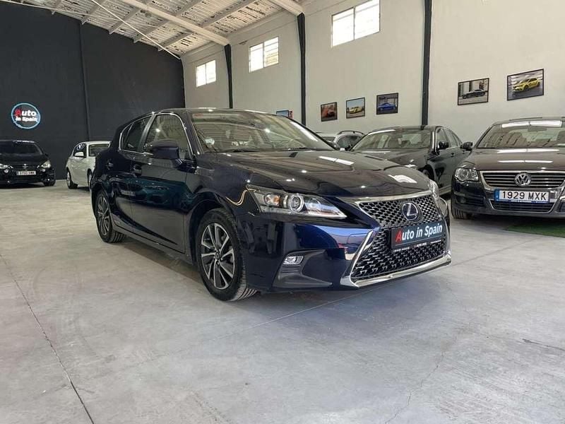 Usado Lexus CT200h Business Edition 136 CV (100 kW) 2019 Azul Utilitario