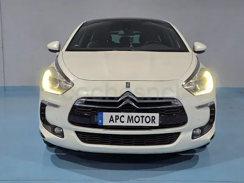 Usado Citroën DS5 Style 163 CV (119 kW) 2013 Blanco Utilitario