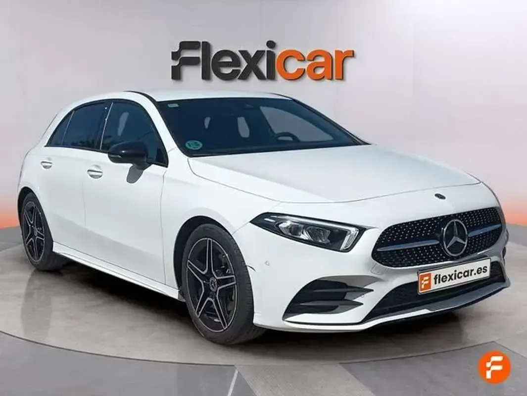 Usado Mercedes A180 136 CV (100 kW) 2022 Blanco Berlina