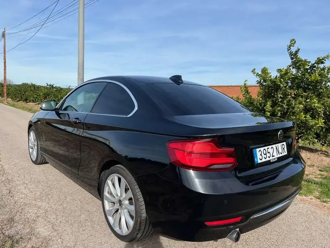 Usado BMW 218 Luxury Line 136 CV (100 kW) 2018 Negro Coupe