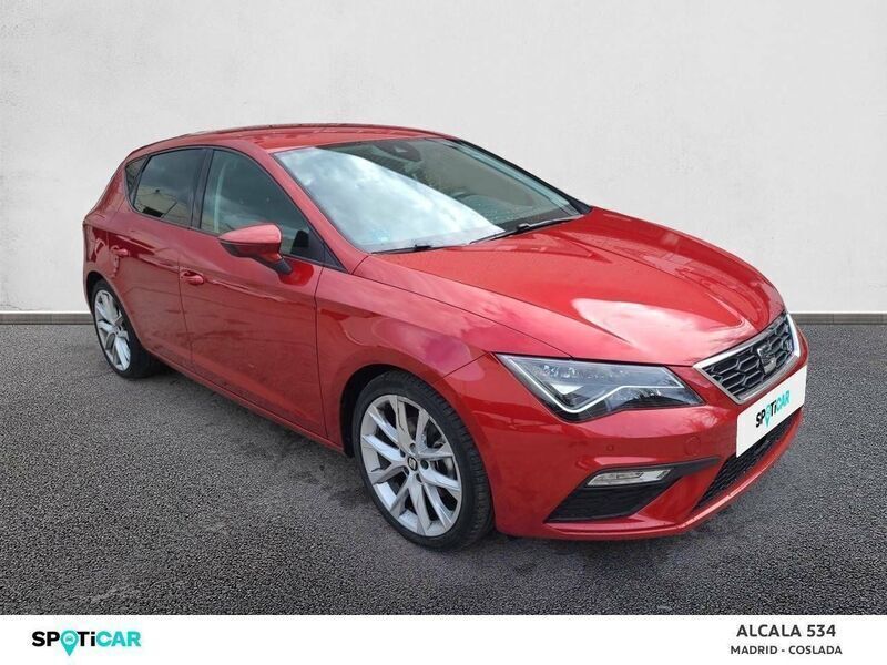 Usado Seat Leon FR 130 CV (95 kW) 2019 Rojo Utilitario