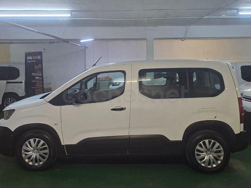 Usado Peugeot Rifter Active 100 CV (73 kW) 2021 Blanco Monovolumen