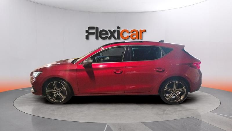 Usado Seat Leon FR 150 CV (110 kW) 2021 Rojo Berlina