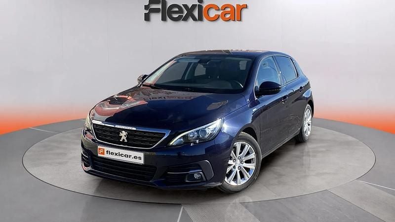 Usado Peugeot 308 Style 131 CV (96 kW) 2020 Azul Familiar