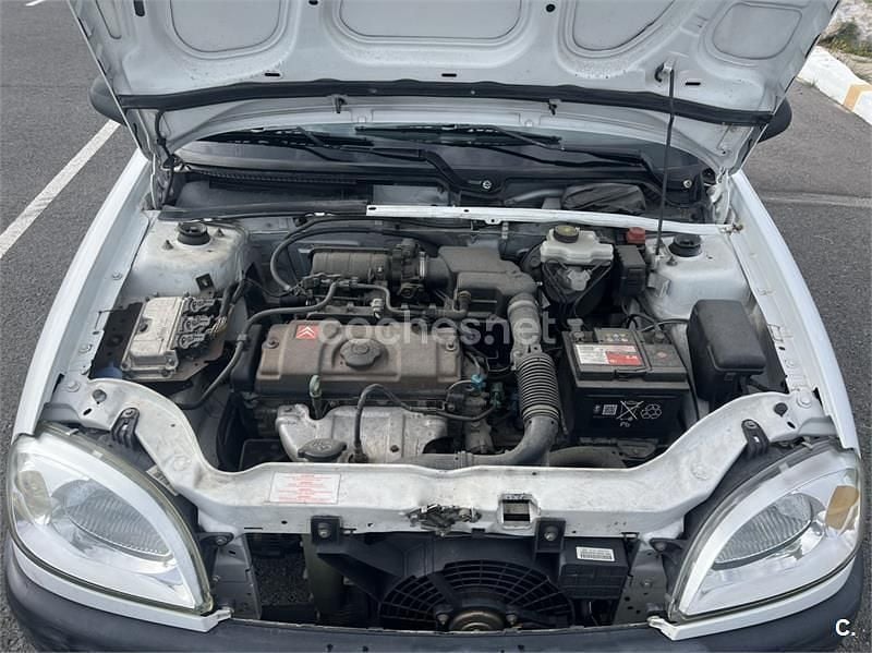 Käytetty Citroën Saxo 60 HP (44 kW) 2000 Valkoinen Viistoperä