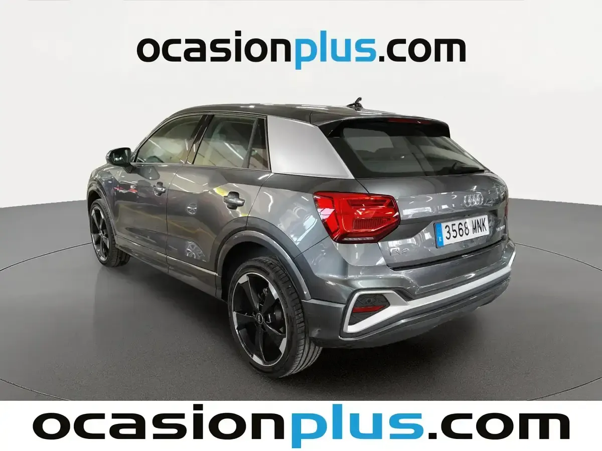 Usado Audi Q2 S-Line 150 CV (110 kW) 2024 Gris SUV