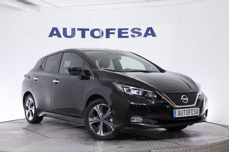 Usado Nissan Leaf Tekna 110 kW (150 CV) 2021 Negro Utilitario