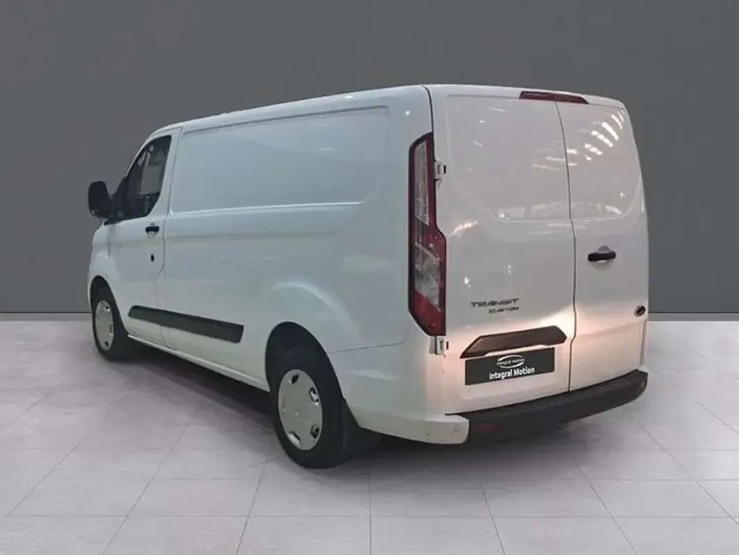 Usado Ford Transit Custom Trend 131 CV (96 kW) 2023 Blanco Van