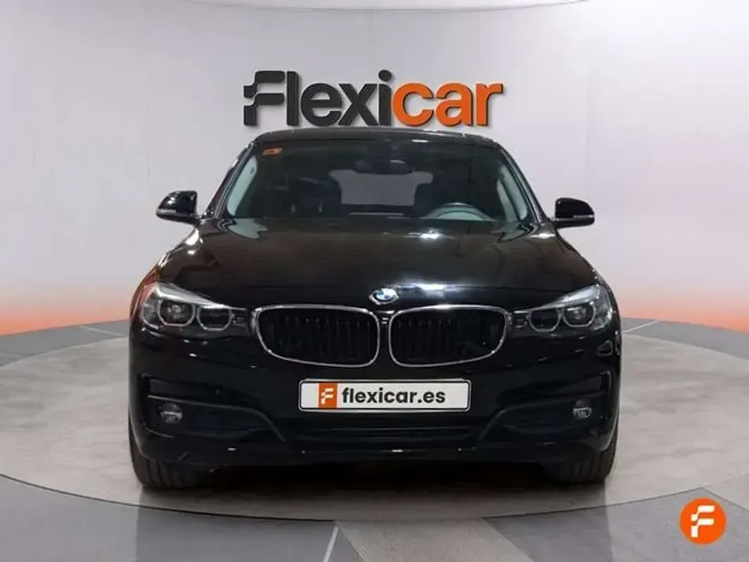 Usado BMW 318 150 CV (110 kW) 2018 Negro Berlina