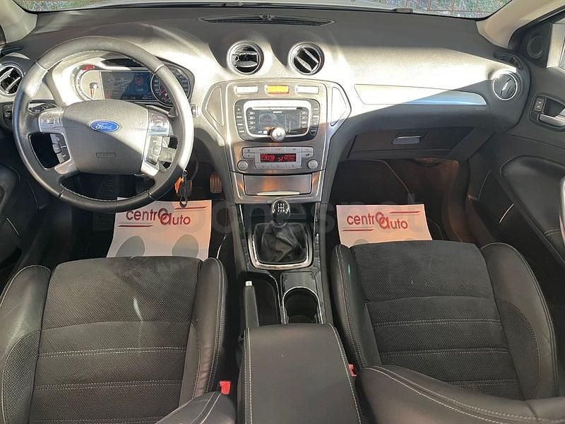 Usado Ford Mondeo Trend 125 CV (91 kW) 2008 Blanco Berlina