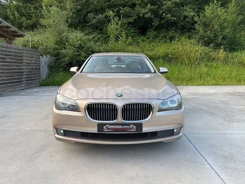 Usado BMW 730 245 CV (180 kW) 2011 Beige Berlina