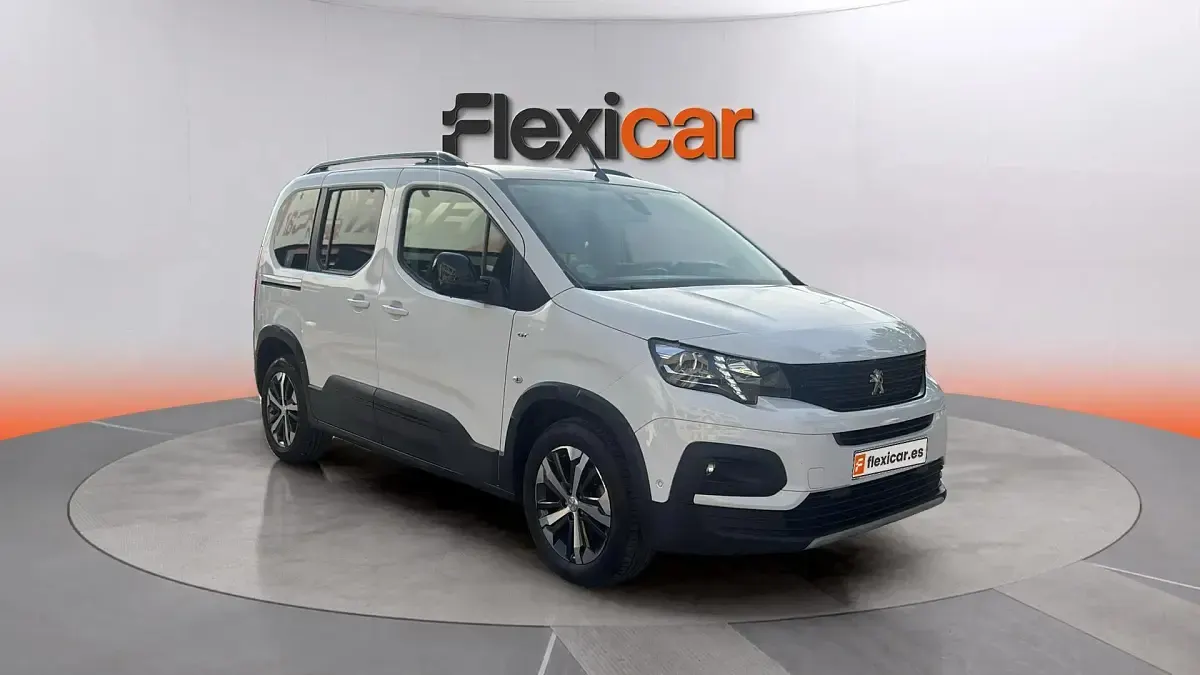 Usado Peugeot Rifter GT 131 CV (96 kW) 2023 Monovolumen