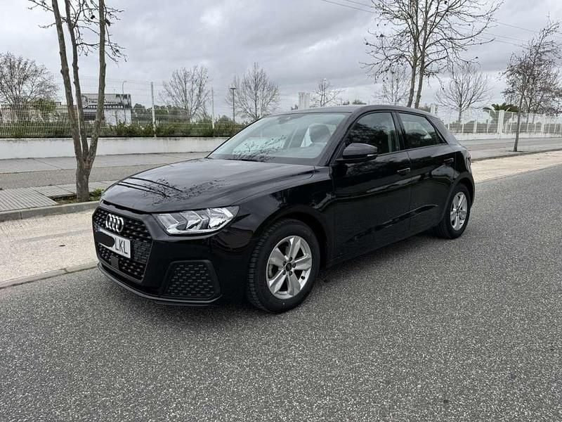 Käytetty Audi A1 95 HP (69 kW) 2020 Musta Katumaasturi