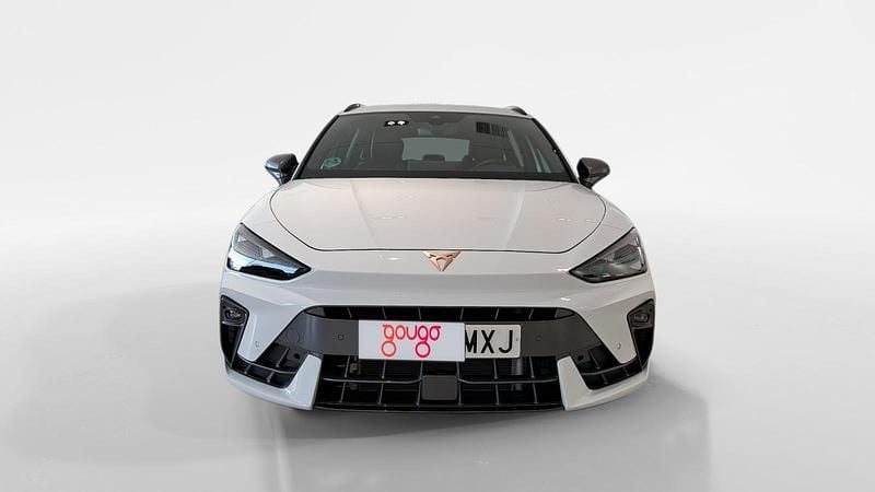 Usado Cupra Leon 150 CV (110 kW) 2024 Blanco Familiar