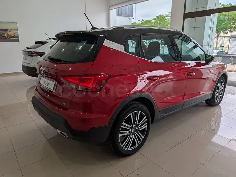 Usado Seat Arona FR 115 CV (84 kW) 2025 Rojo SUV